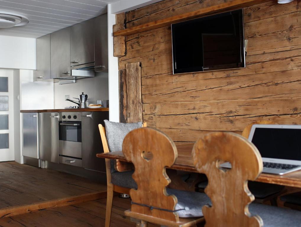 Chalet Swiss Andermatt Rum bild
