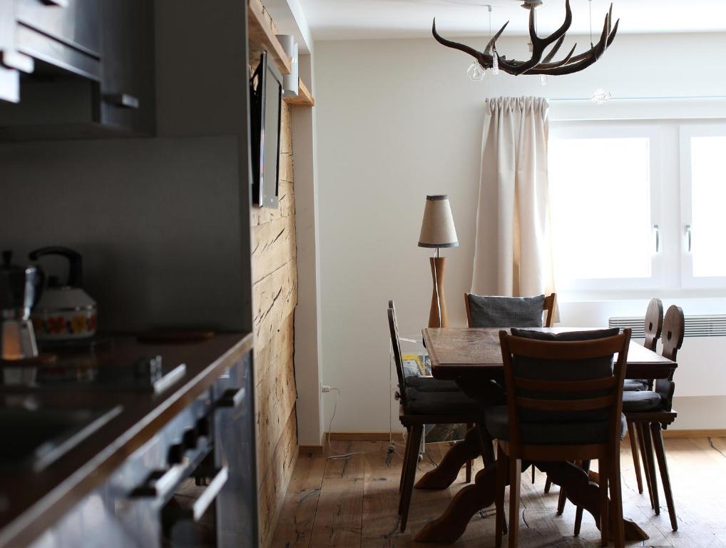 Chalet Swiss Andermatt Rum bild